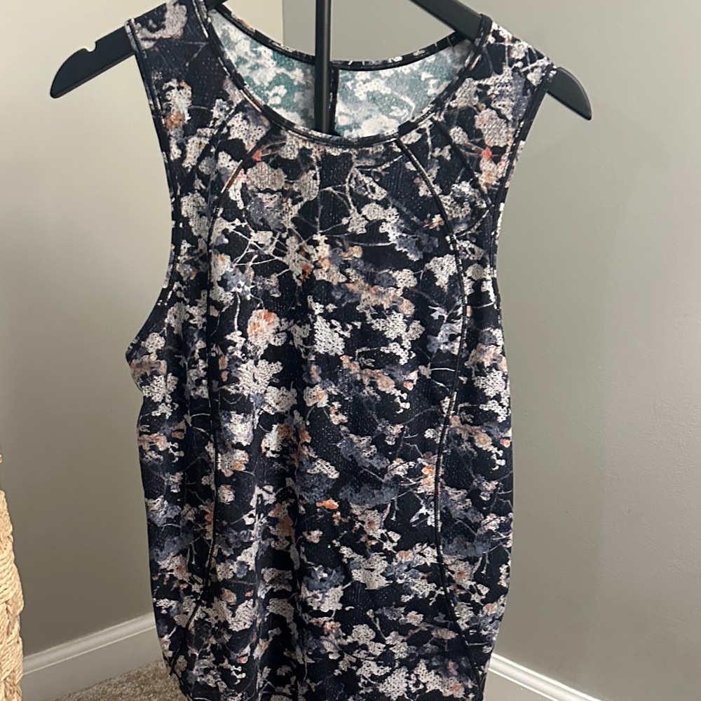 Lululemon Athletica Black Floral Tank Top